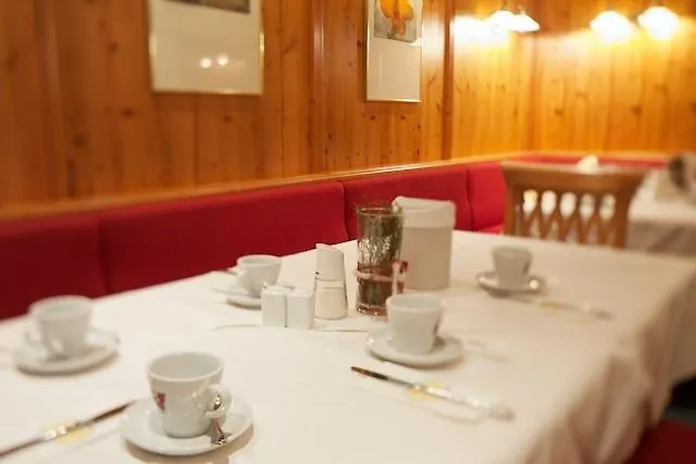 招待所 伊丽莎白旅馆 3*